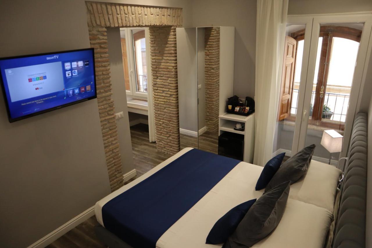 Millina Suites In Navona Roma Exterior foto